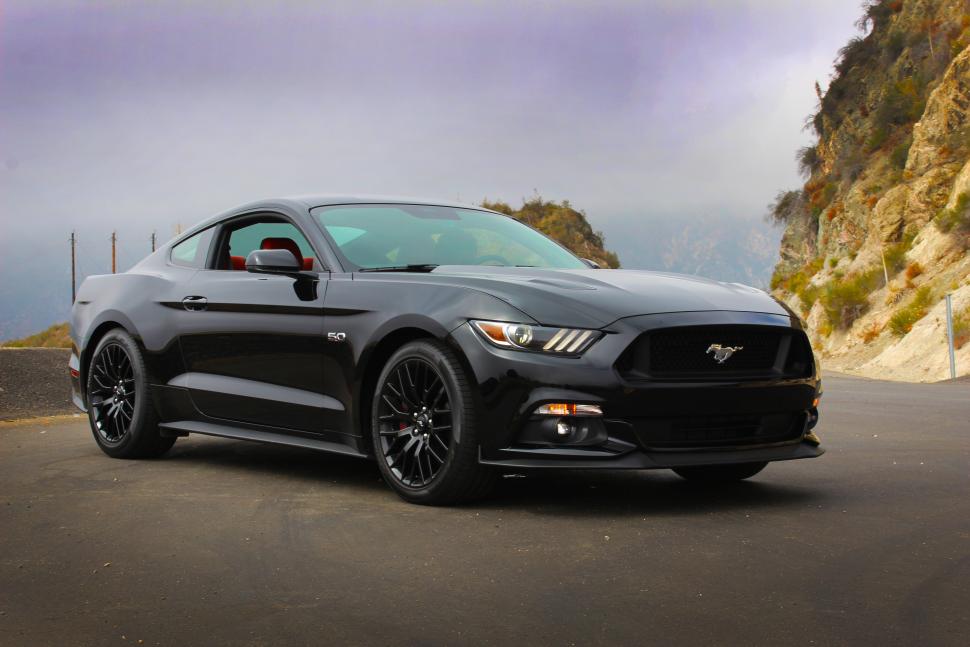 Modern Muscle Cars - 2015 Ford Mustang GT Fastback