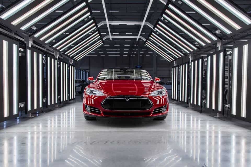 fastest american car - Tesla