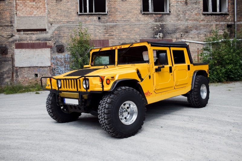 Hummer - cars with the worst mpg