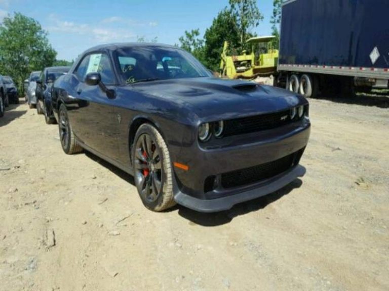 dodge-challenger-hellcat-hail-damage-01 – Autowise