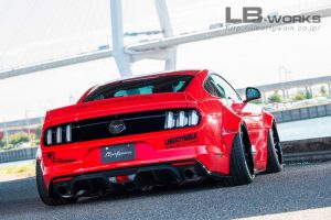 Liberty Walk Ford Mustang