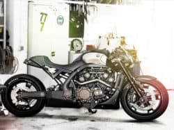 Yamaha VMAX - Roland Sands Design