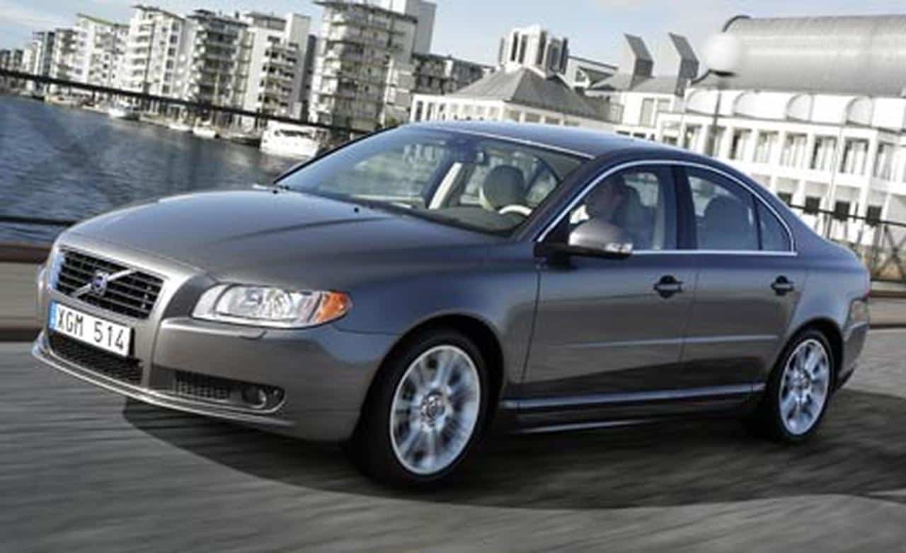 You can't have a list of cars under 5000 without the Volvo S80.
