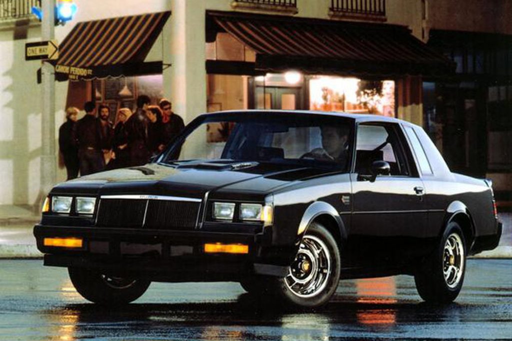 Buick Grand National Front 3/4