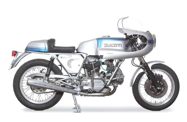 Italian Motorcycles - Ducati 750 Super Sport