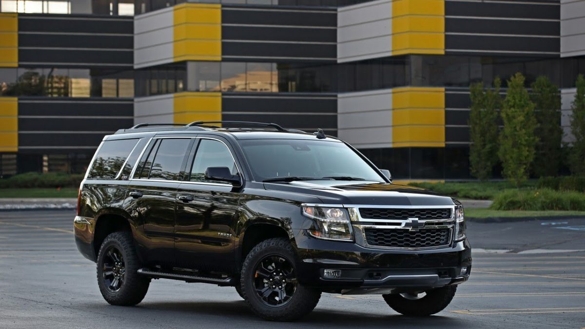 '19 Chevy Lineup - Chevrolet Tahoe 3/4 view