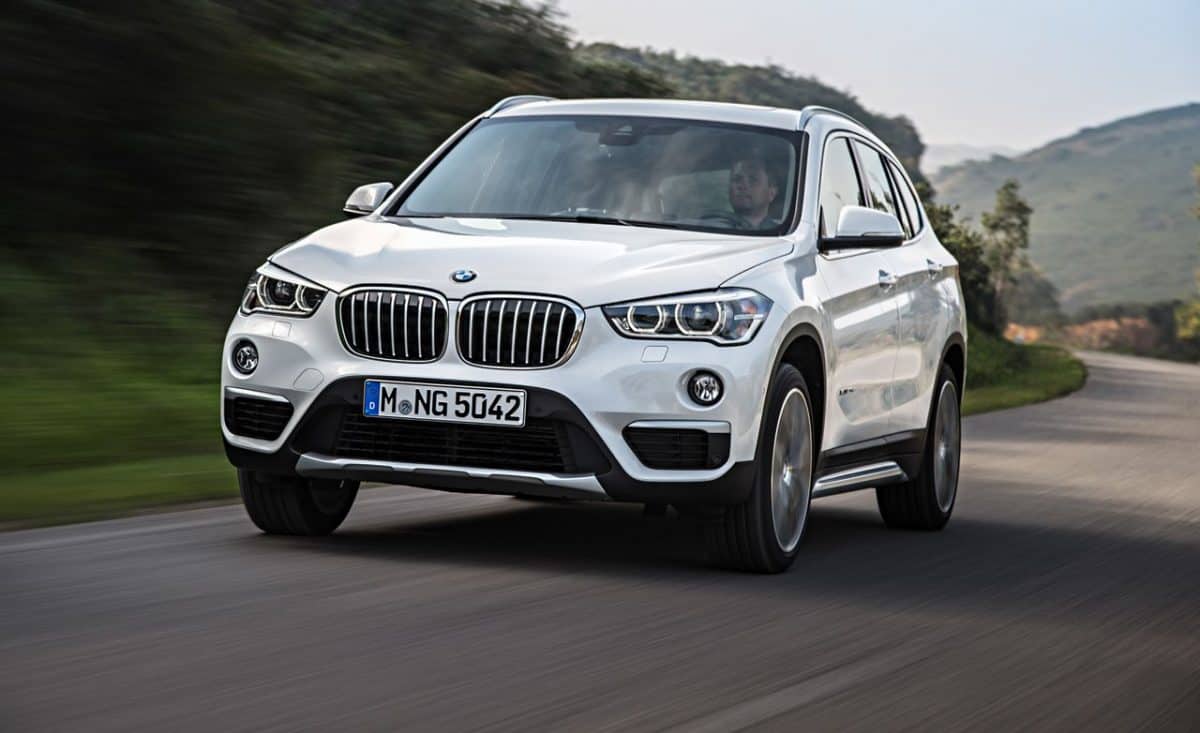 BMW X1 front 3/4 view