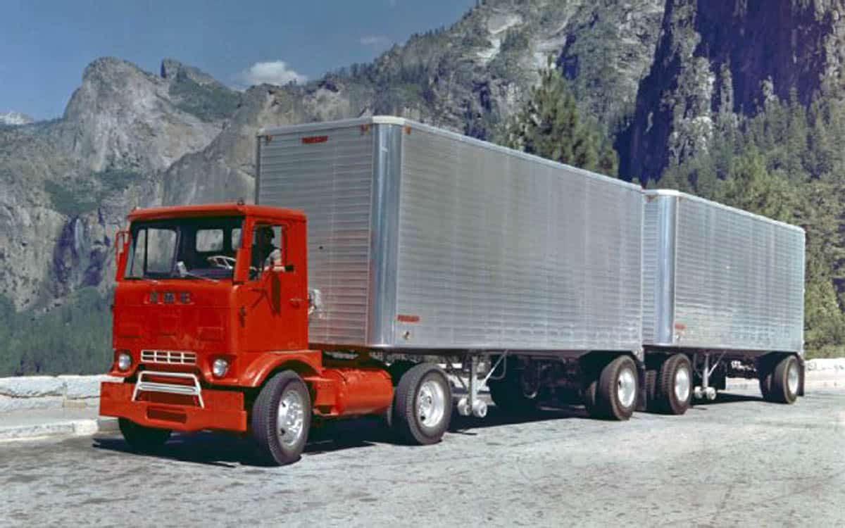 1982 kenworth k100 coe trucks