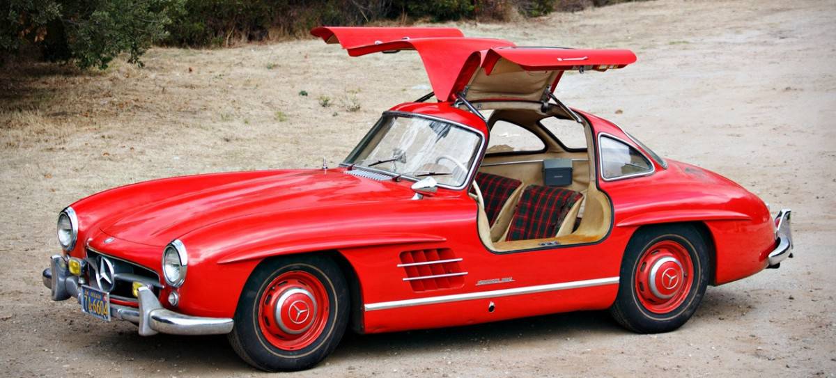 1955 Mercedes 300SL Gullwing - left side view