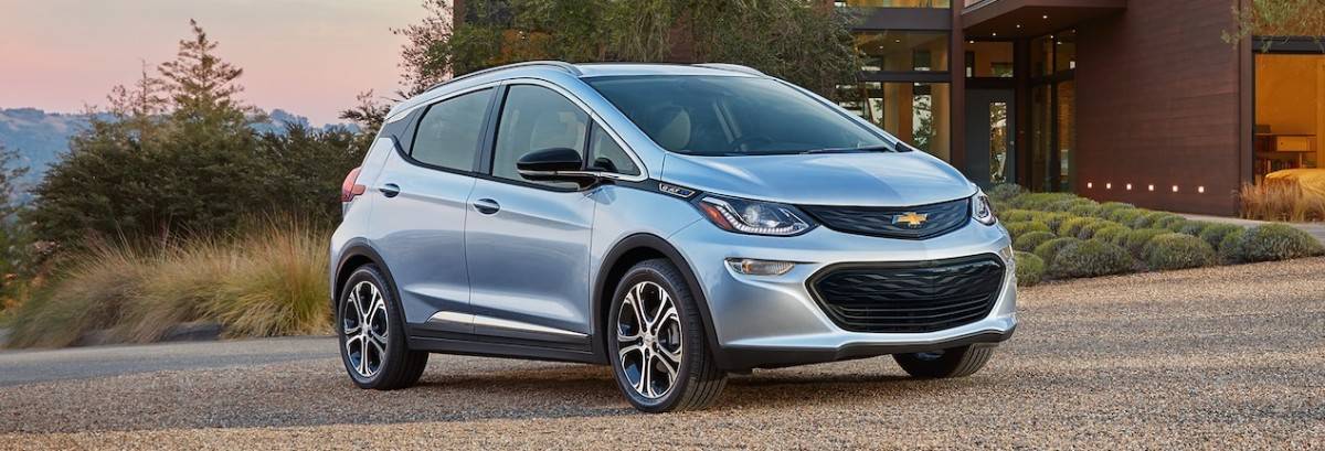 2018 Chevy Bolt EV - right front view