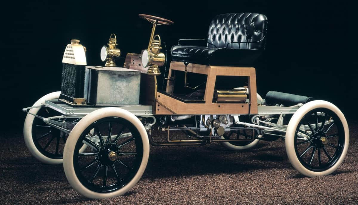 1904 Buick Model B - drivers side view