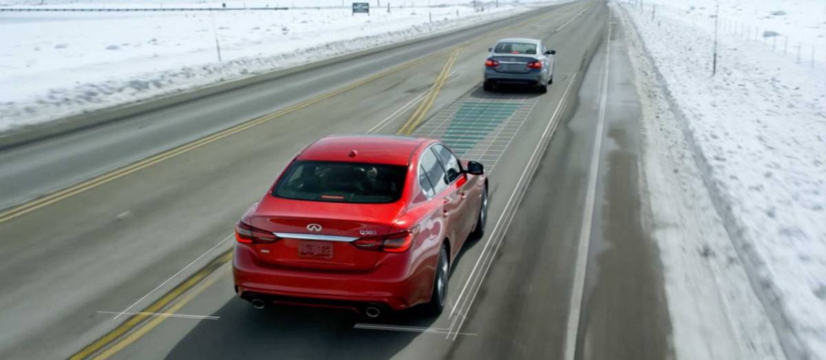 Infiniti Predictive Forward Collision Warning safety feature
