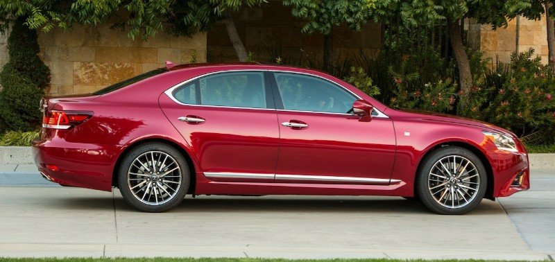 2013 Lexus LS 460 - right side view