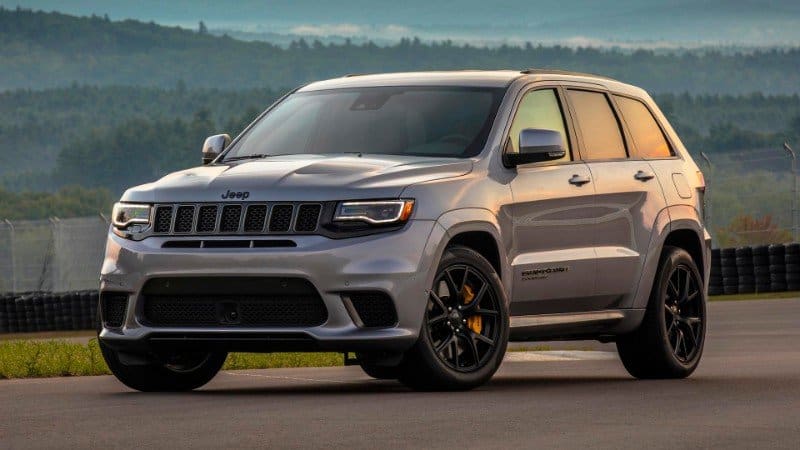 2018 Jeep Grand Cherokee Trackhawk - left front view
