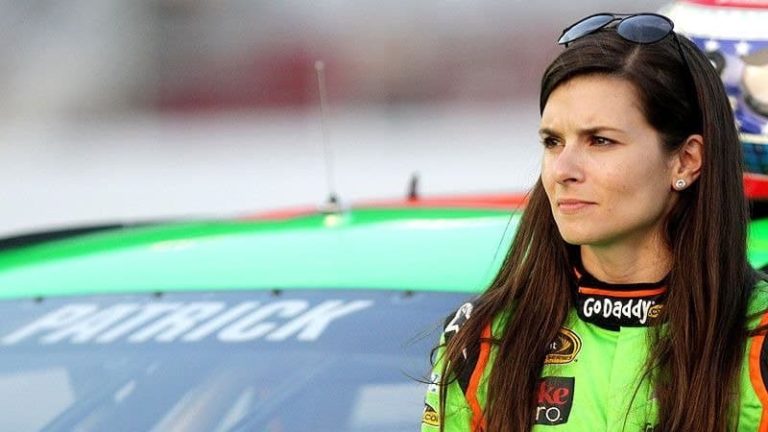 10 Best Female NASCAR Drivers of All Time – Autowise