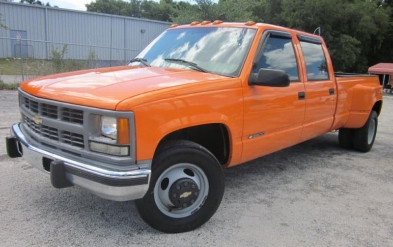 1991 Chevrolet 3500 Dually - left front view