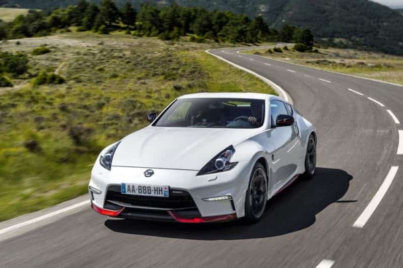 Nissan 370Z Nismo front 3/4 view