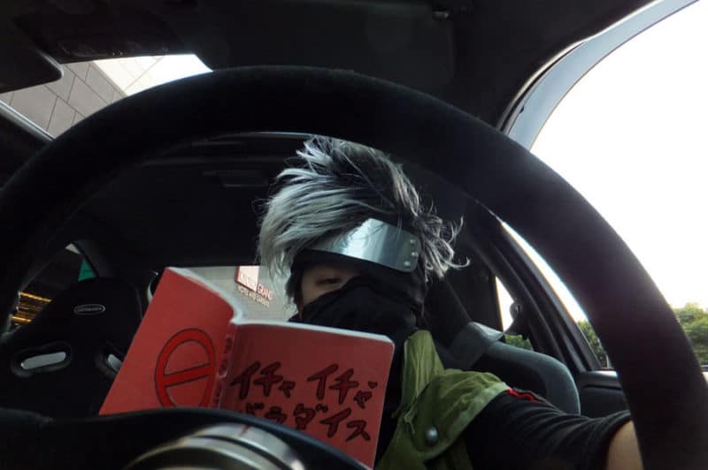 Reading while driving