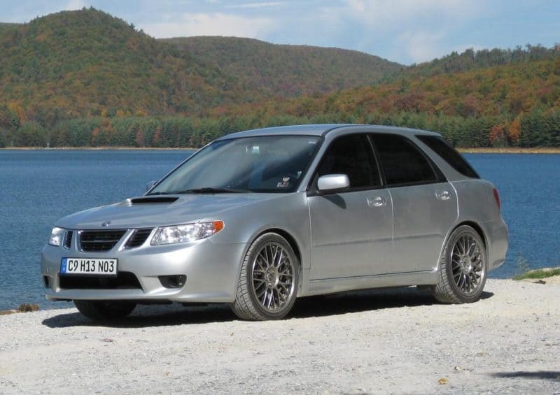 Saab 9-2X Aero is one of the least known sleeper cars of the 2000s
