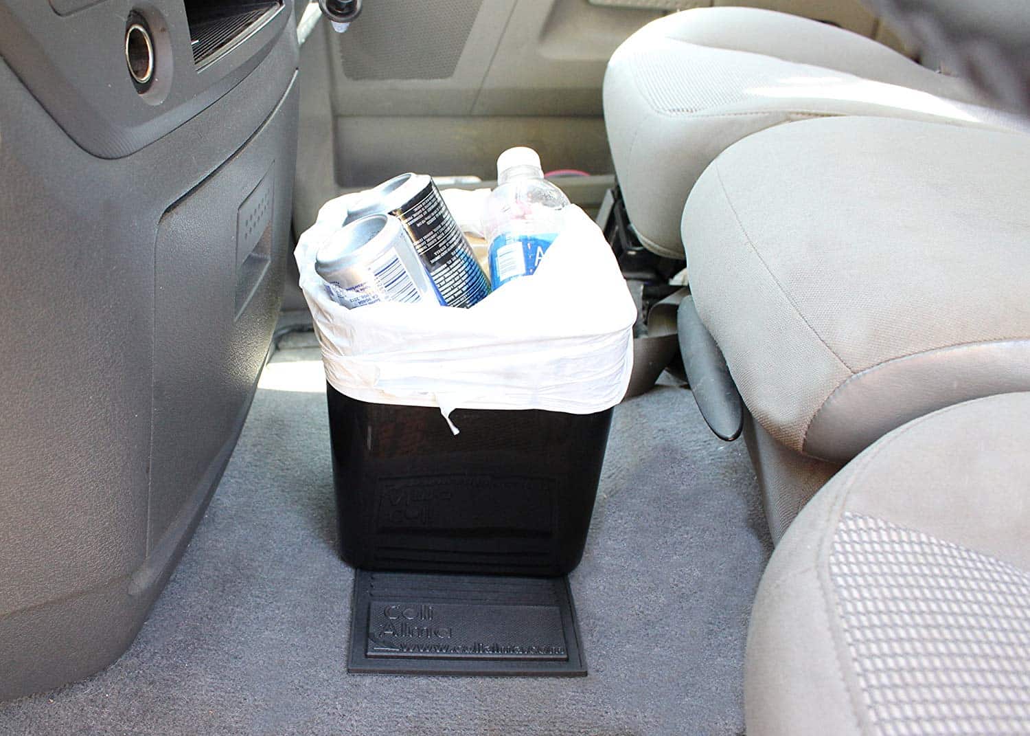 AMEIQ Hanging Car Trash Bag Premium Waterproof Litter Garbage Can Rubbish Organizer 2.1 Gallons Capacity Black 