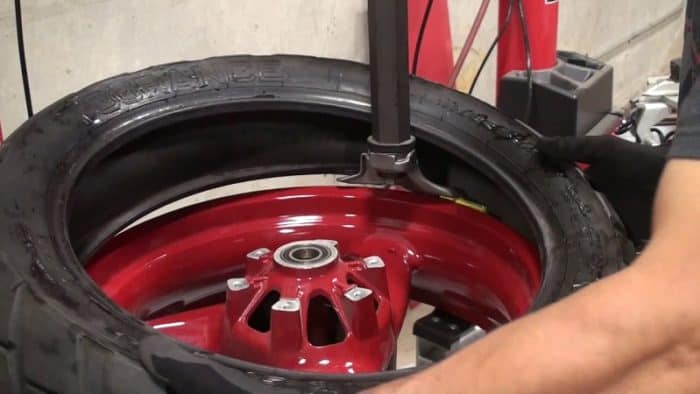 Ranking The Best Motorcycle Tire Changers On The Market – Autowise