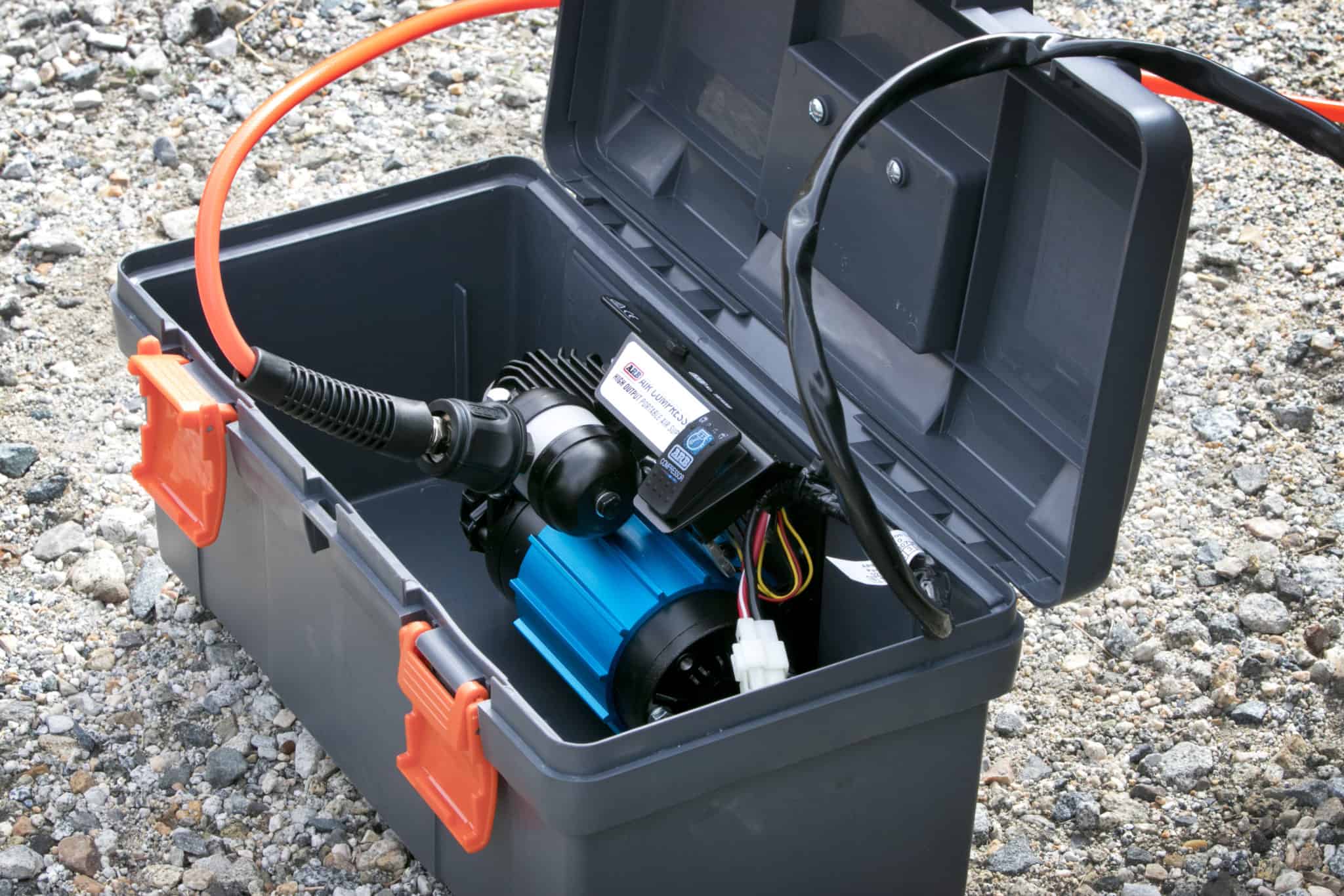 arb-12v-high-performance-portable-air-compressor-review-autowise