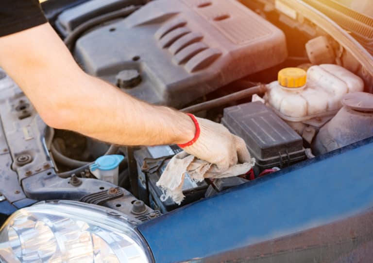 How To Clean Car Battery Terminals: The Complete Guide – Autowise