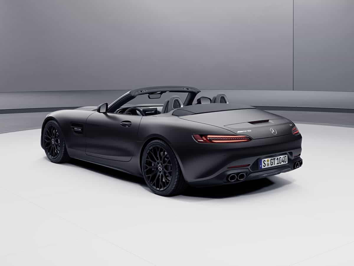 Blackout! 'Stealth Edition' Mercedes-AMG GT for 2021